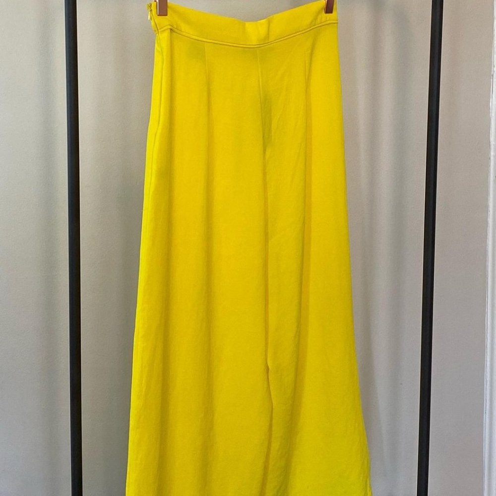 Yellow culottes